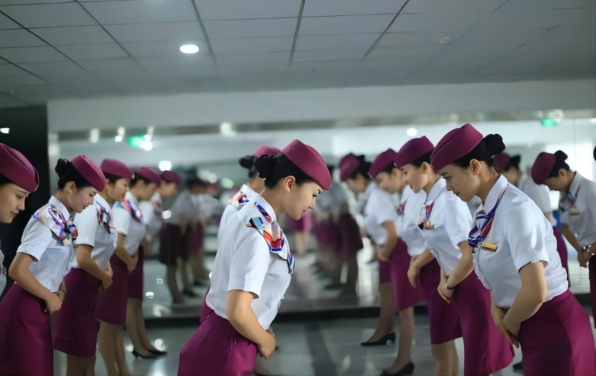 誠(chéng)信尊重 (1)(1).jpg